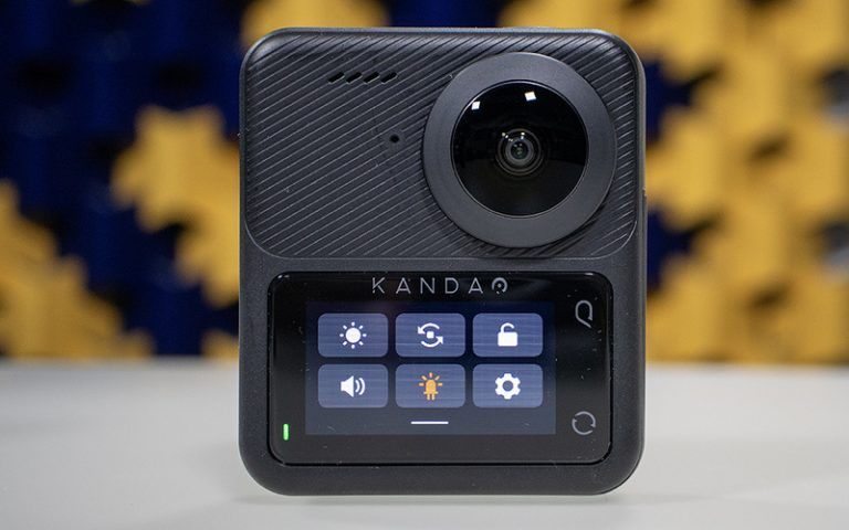 qoocam-3-small-768x480.jpg
